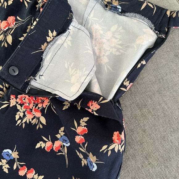 J.Jill Pull On Women’s Size 6 Pants Elastic Waist Stretch Blue Floral Precision - Picture 8 of 8